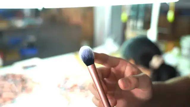 业：拼多多订单助力宝妈实现家门口就业梦pg模拟器电脑版鹿邑小刷子“刷”出大产(图3)